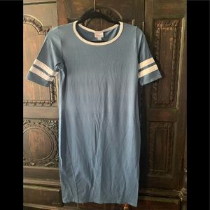 Medium Lularoe Julia